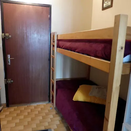 Genois Joli Mt St Martin Proche Port Cap D'agde Agde