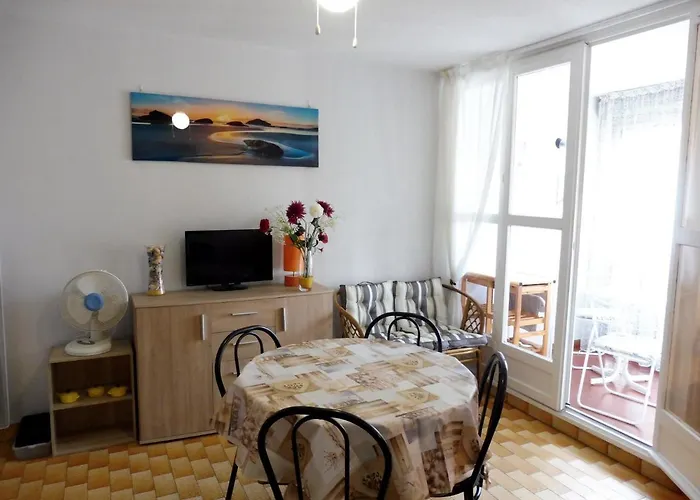 Genois Joli Mt St Martin Proche Port Cap D'agde *